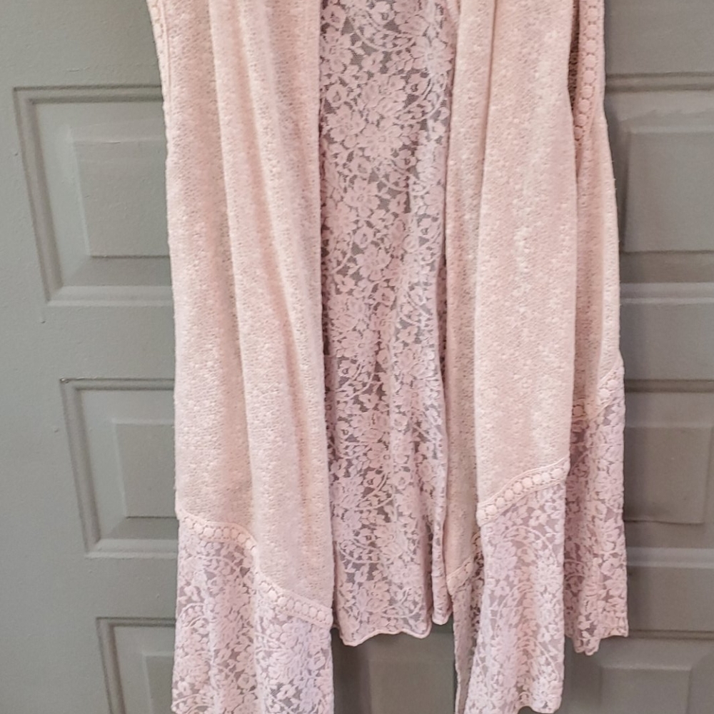 Top - Picture 2 of 2